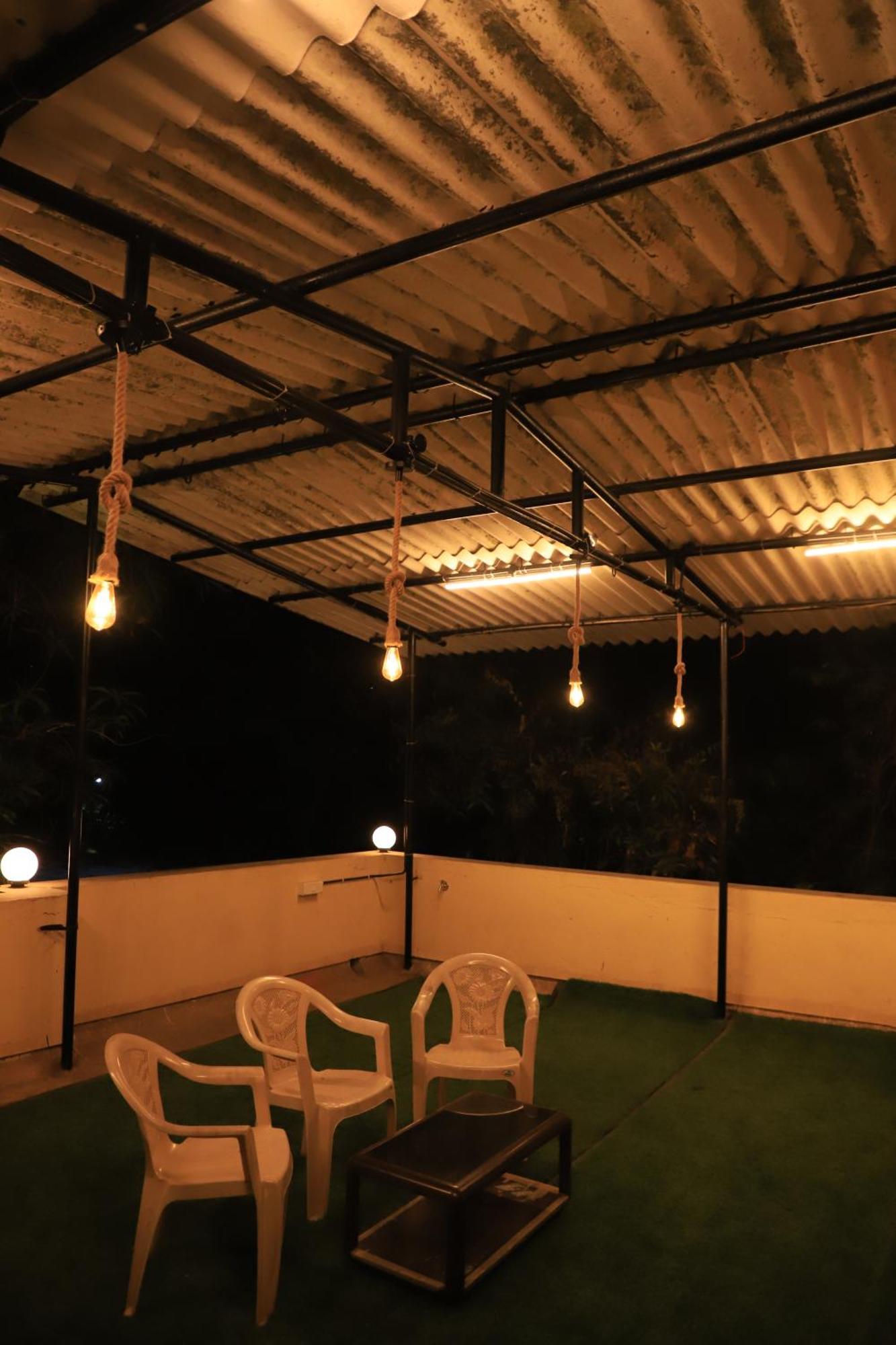 Hemharsh Holiday Home With Pool Karjat Exterior foto